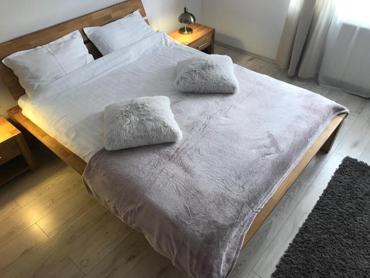 Apartament Modern Braşov Extérieur photo