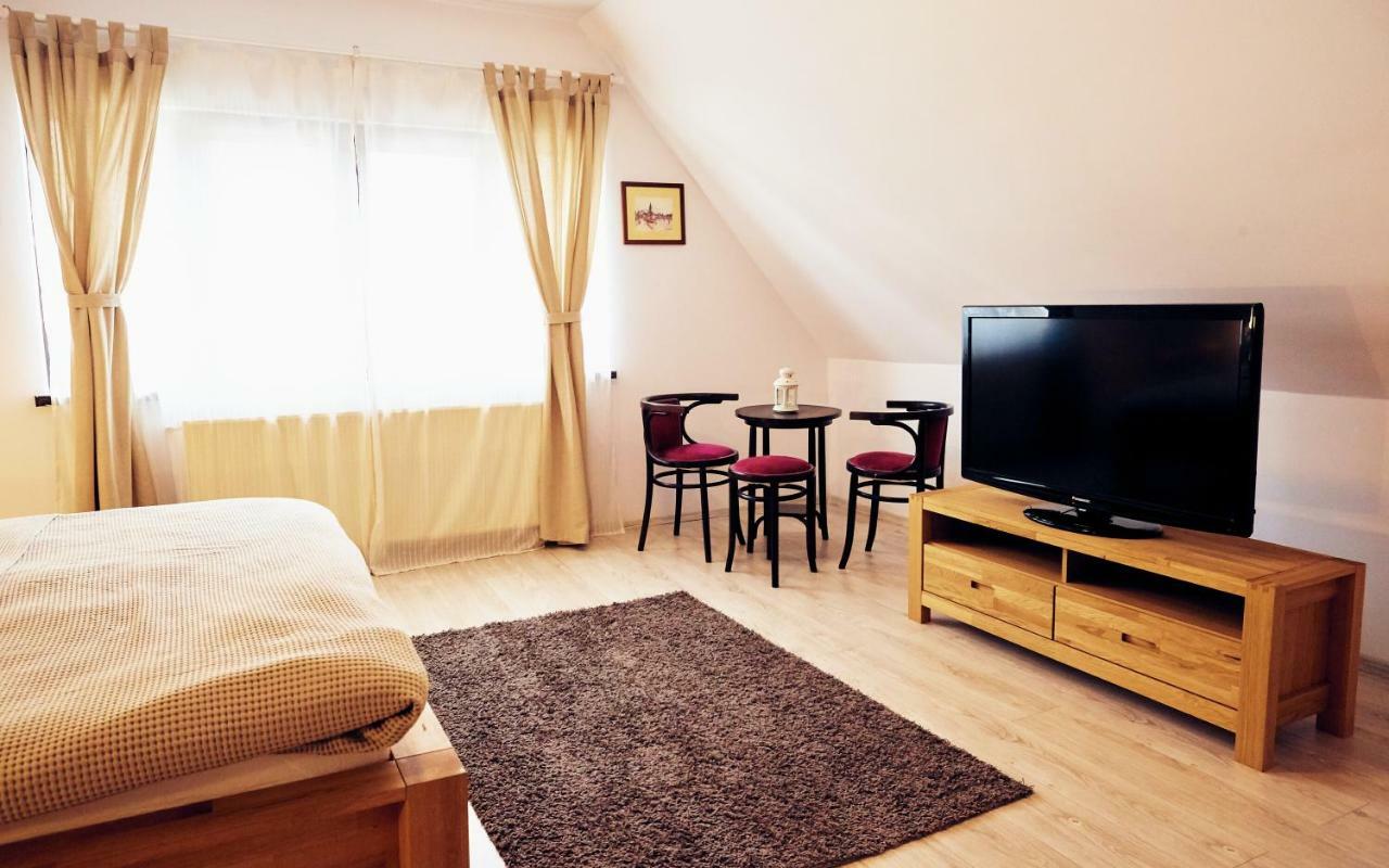 Apartament Modern Braşov Extérieur photo
